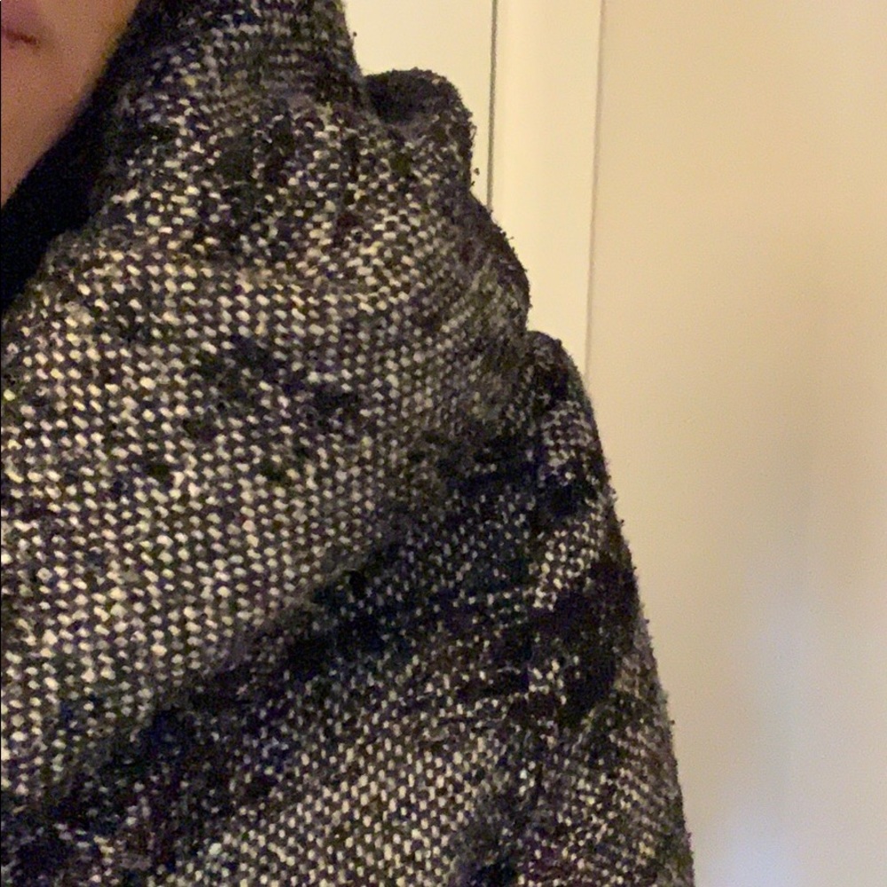 Zara jacket - Picture 3 of 3